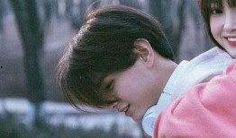 网红吃瓜头像情侣网名,揭秘网络红人的甜蜜日常