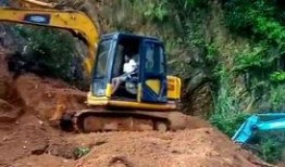 挖挖机爆料视频,工地现场真实情况大曝光