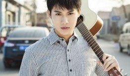 圈内人士爆料周奇和丁禹兮,神秘恋情曝光，娱乐圈新CP引热议