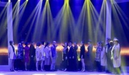 九局爆料九家音乐厅视频,九家音乐厅魅力瞬间，视听盛宴一网打尽