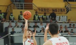 女球迷爆料徐杰视频在线观看,瞬间引爆篮球迷热情！