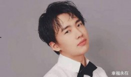 娱乐圈爆料小郭是谁,揭秘神秘爆料者身份之谜